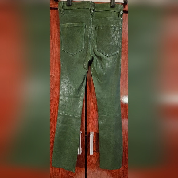 FRAME Le Crop Mini Boot Leather Pants in Pine (dark green - Picture 2 of 5